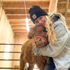 Meet your Posher, Madison